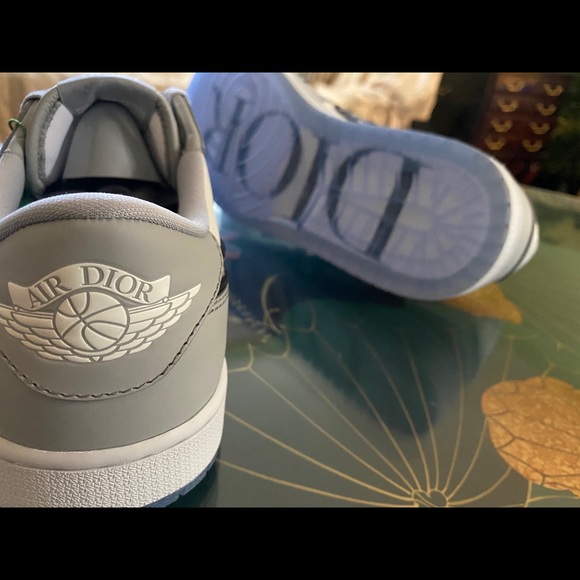 Air Jordan Dior 1 Low Size 11 (Verified/Authentic) - Picture 6 of 8